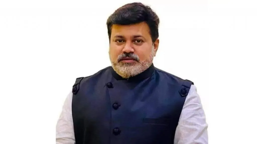 ठाकरे गटातील उरलेले १३ आमदार मुख्यमंत्र्यांच्या संपर्कात : उदय सामंत