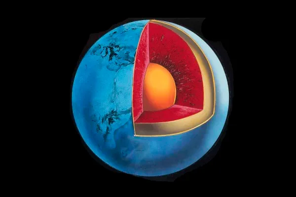 पृथ्वीच्या केंद्रस्थानानजीक प्राचीन समुद्रतळ