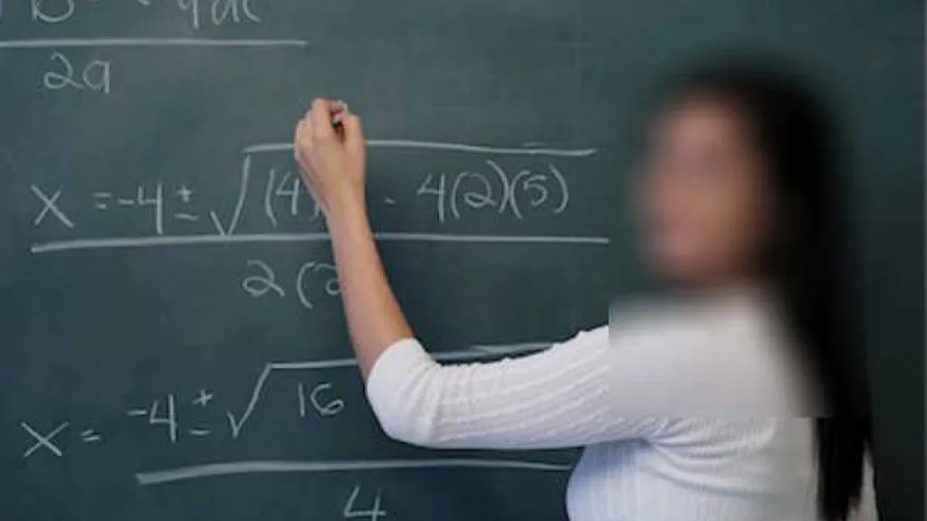 बनावट कागदपत्रांच्या आधारे जिल्हा परिषदेच्या शाळेत मिळवली नोकरी; उपशिक्षिकेविरुद्ध गुन्हा