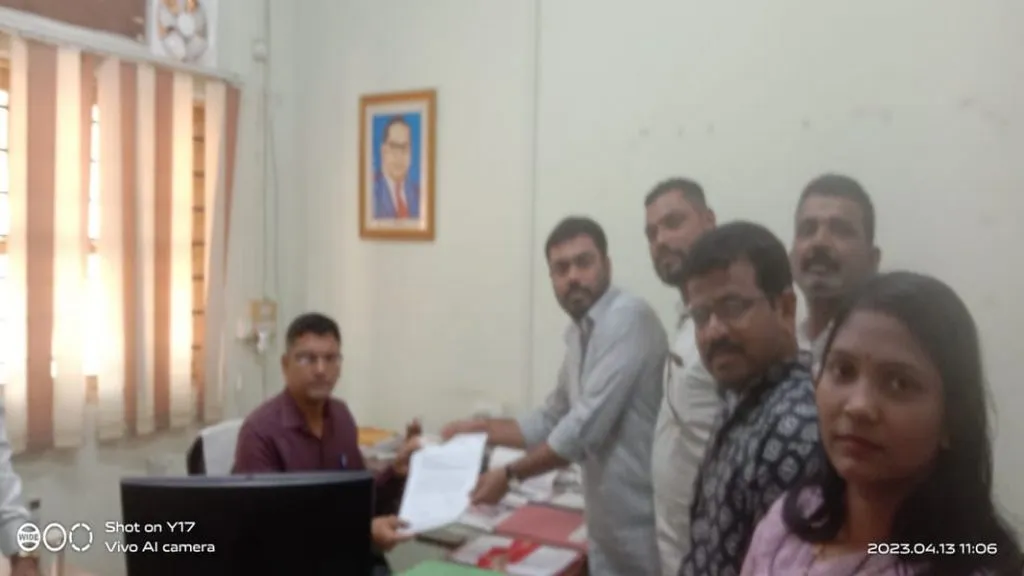 सावंतवाडी शहरातील स्वच्छतेबाबत एन .सी .पी. अल्पसंख्यांक सेलच्या माध्यमातून मुख्याधिकाऱ्यांना निवेदन !