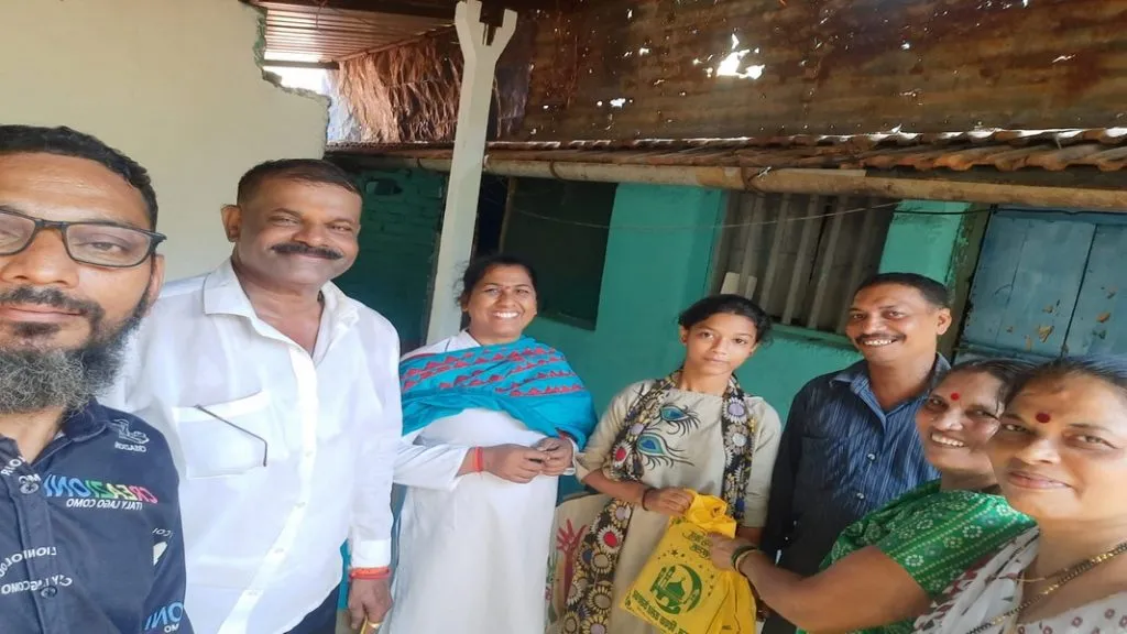 शिक्षणमंत्री दीपक केसरकरांनी मुस्लिम बांधवाना रमजान निमित्त दिल्या भेटवस्तू !