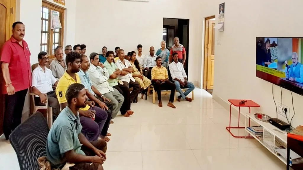 वेंगुर्लेत नरेंद्र मोदी यांचा १०० वा ” मन कि बात ” कार्यक्रम नागरिकांच्या उस्फुर्त प्रतिसादात संपन्न