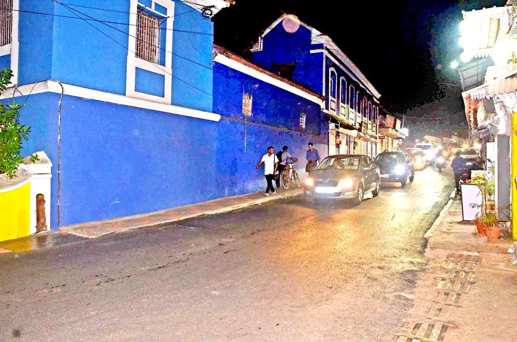 15 वर्षांनी उजळले कोर्तीन रस्त्याचे भाग्य