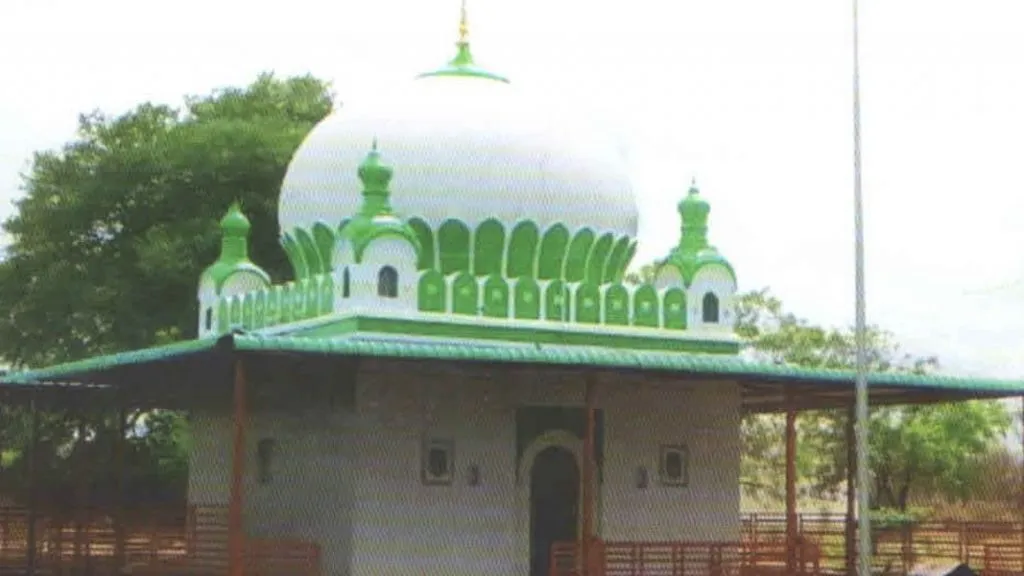 5 ते 8 मे पर्यंत हजरत रमजान सरमस्त वली यांचा उरुस