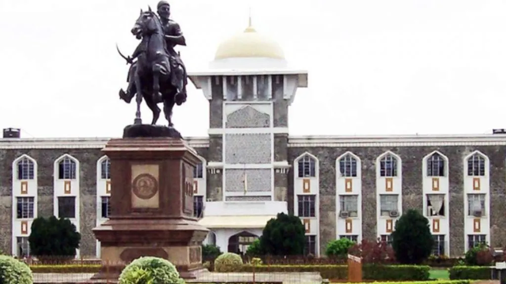 विद्यापीठ अध्यासनाला मिळतेय उर्जितावस्था