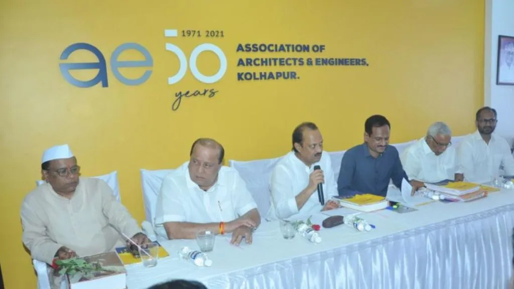 व्हिजन नसल्याने कोल्हापूर विकासात मागे- अजित पवार