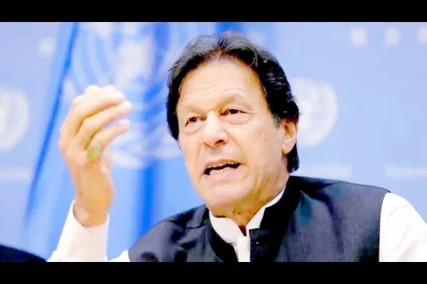 इम्रानखानला जाहीर फाशी द्या !