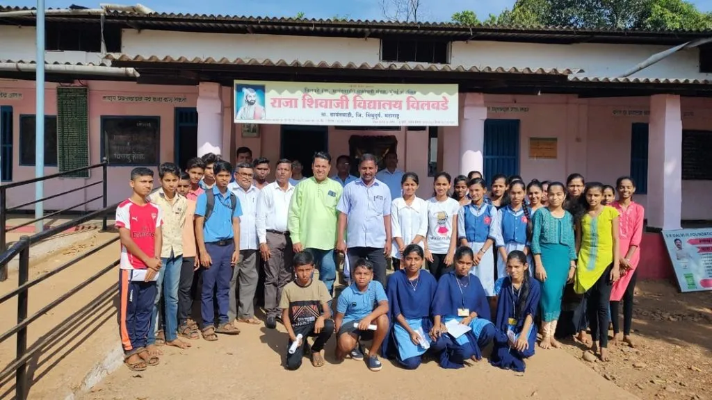 कोकणातून प्रशासकीय अधिकारी घडवणारच – सत्यवान रेडकर