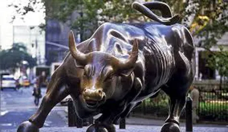 Sensex closes with slight gains in markets