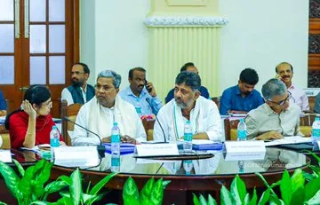 The Chief Minister held a meeting with all Collectors and Zilla Panchayat Chief Executive Officers