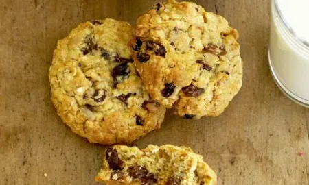 Healthy oats biscuit recipe to eat with tea