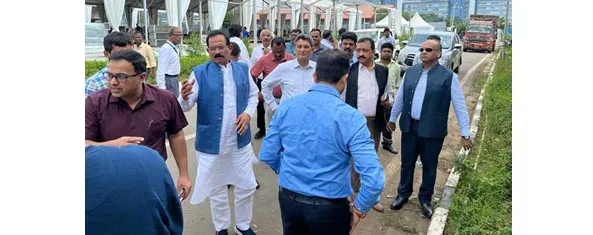 Union Minister Shripad Naik reviewed the preparations for the World Maritime Council