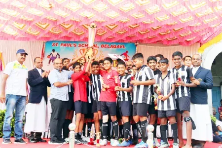 Double crown for Loyla Pune team