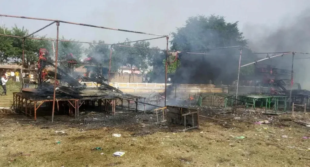 Fierce fire at the firecracker market in Mathura