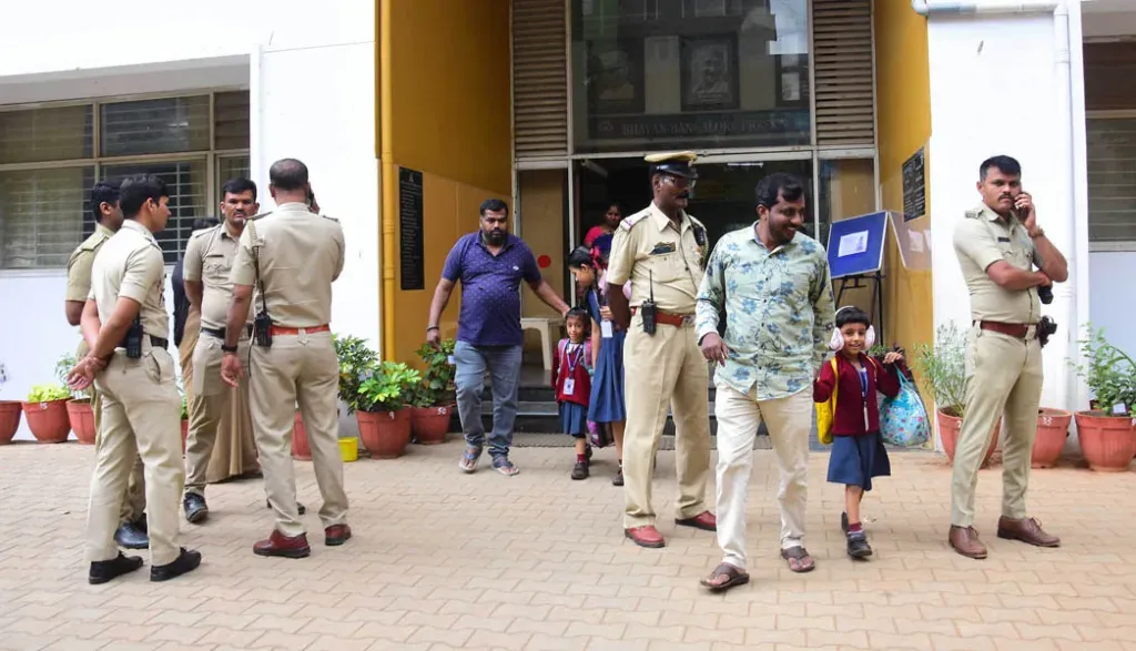 Bomb threat to 44 schools in Bangalore