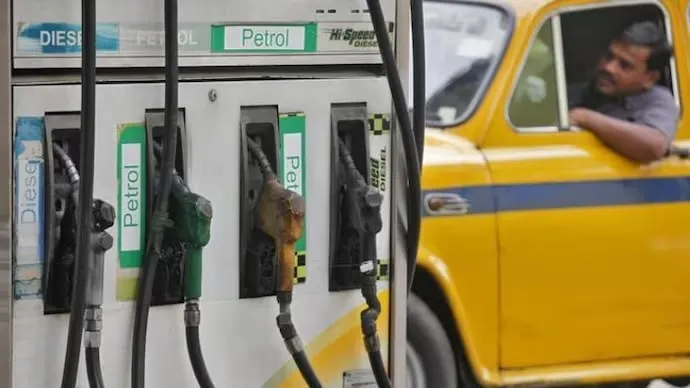 Petrol-Diesel cheaper by Rs 2 from today