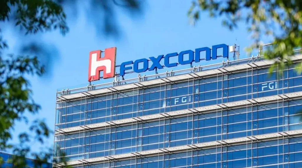 Foxconn approves $1 billion investment