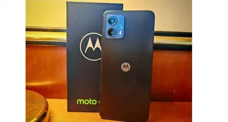 Motorola to export double smartphones in India?