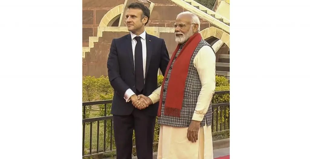 Emmanuel Macron's warm welcome in India