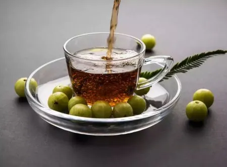 Benefits of drinking amla tea