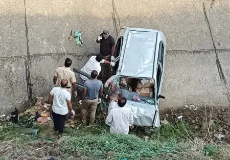 Six people of the same family were killed, one injured when their car fell into a canal in Sangli district
