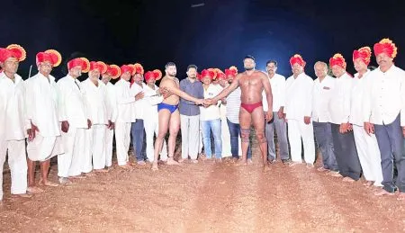 Prakash Bunkar wins in Hudli wrestling ground