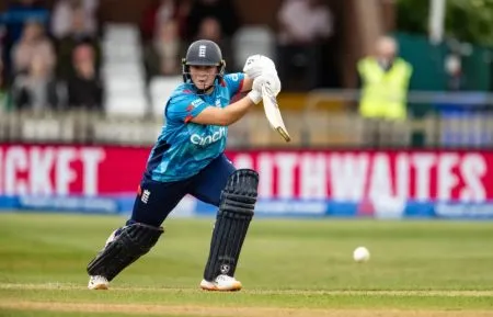 England women's cricket team won against Pakistan by 37 runs