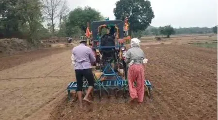 Rice sowing has started in Khanapur taluka