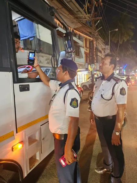 Drunken bus driver sentenced to two days imprisonment, fined 10.5 thousand