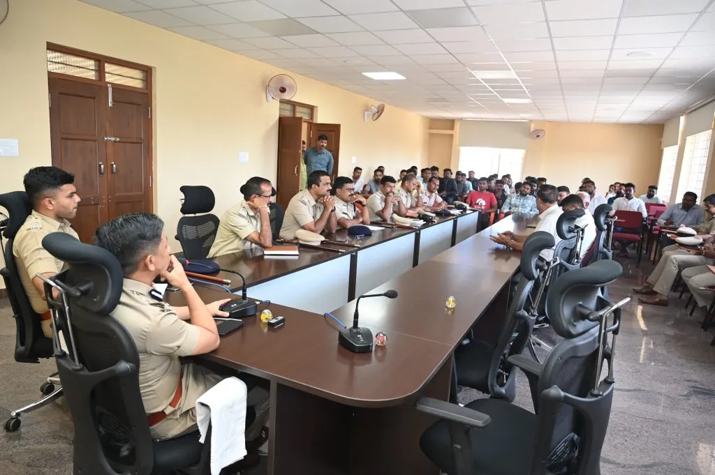 Police Commissioner's guidance to Shiv Jayanti Mandal office bearers