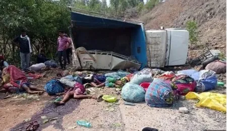 18 killed as pickup overturns in Chhattisgarh