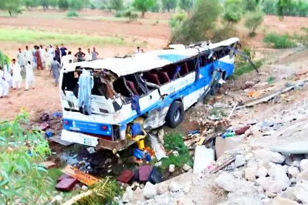 28 killed in horrific road accident in Pakistan