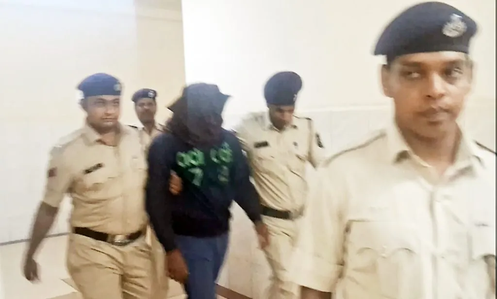 देवडी खुनी हल्लाप्रकरणी मुख्य संशयित गजाआड Gajaad is the main suspect in the Devadi murder attack case