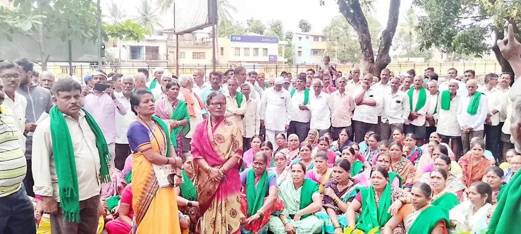 काकती हाणामारी प्रकरणातील आरोपींच्या अटकेसाठी निदर्शने Protests for the arrest of the accused in the Kakati scuffle case