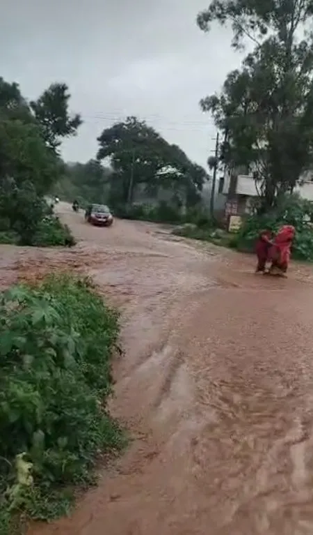 Heavy rain in Nandgarh-Bidi area