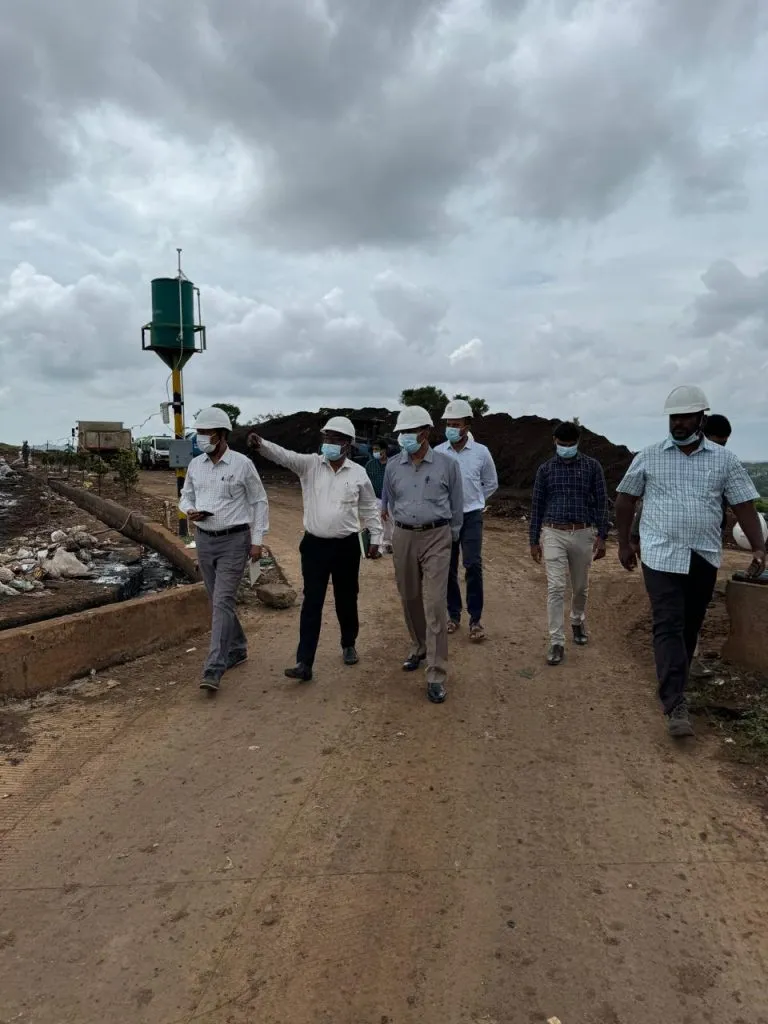 Lokayukta Police visit Turmuri Garbage Depot