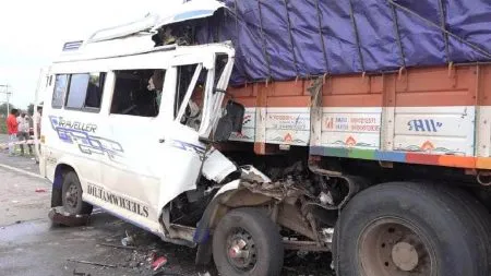 Thirteen persons including two children were killed in a horrific accident near Byadagi in Haveri district on Friday when a mini bus rammed into a stationary truck from behind on Pune-Bengaluru national highway during wee hours. -KPN ### Havri 13 killed mini bus-truck collision