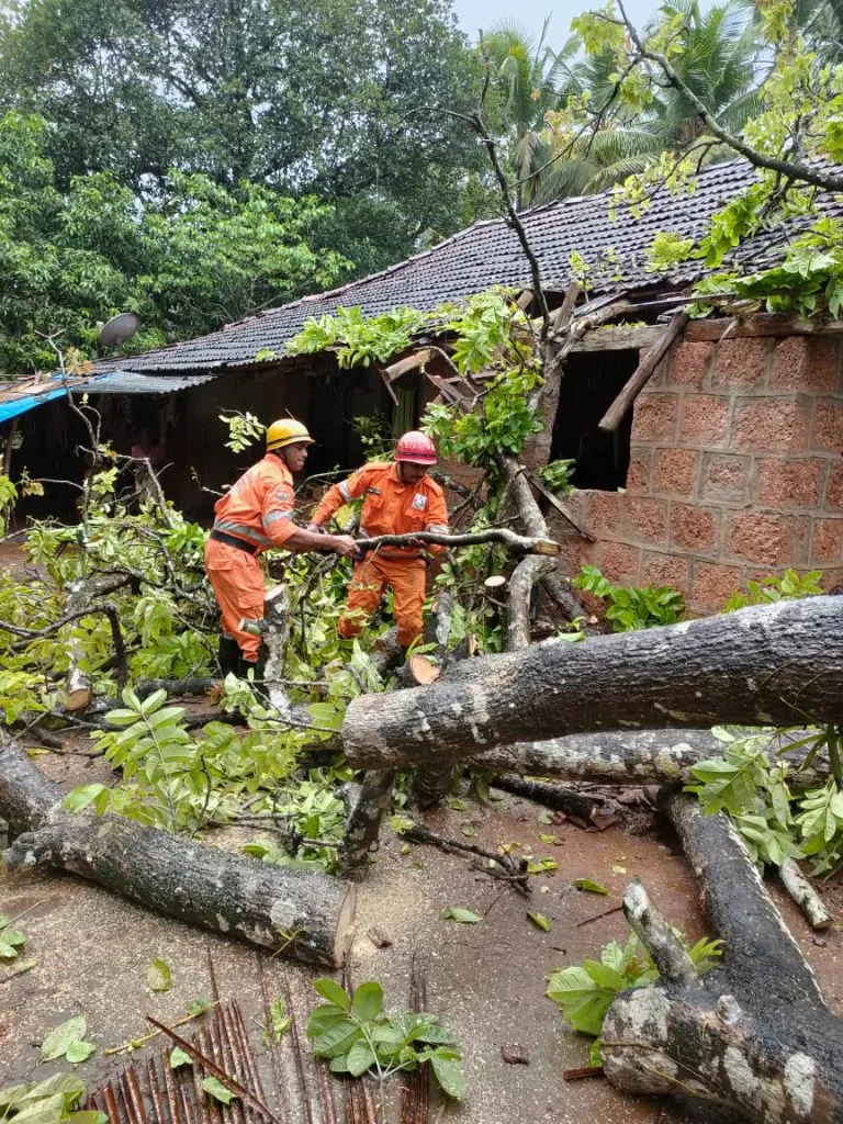 24 तासांत विक्रमी पावसाची नोंद Record rainfall in 24 hours