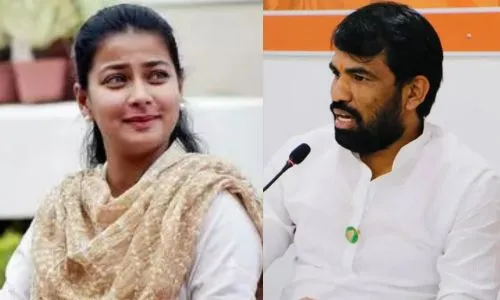 सोलापूरातील मतदारांचे स्थानिक उमेदवारासह स्थानिक मुद्द्यालाचं प्राधान्य! Solapur Lok Sabha Constituency Praniti Shinde