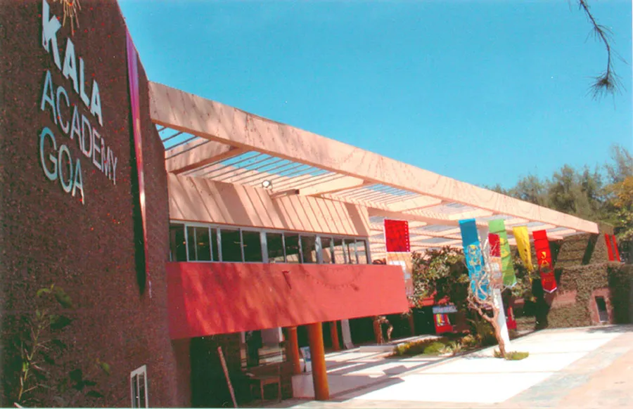 Harassment of the 'Maherghara' of art in the government 'Saraswadi'!