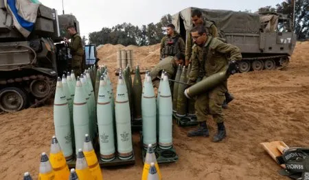 भारताने इस्रायलला पुरविली शस्त्रास्त्र Arms supplied by India to Israel