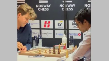 प्रज्ञानंद कार्लसनविरुद्ध पराभूत Pragyanand lost to Carlson