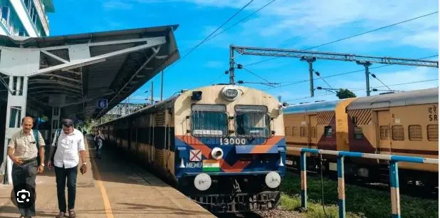 Construct two trains running at a speed of 250 kmph