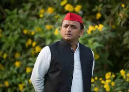 विधानसभा सदस्यत्वाचा राजीनामा देणार अखिलेश Akhilesh to resign from assembly membership