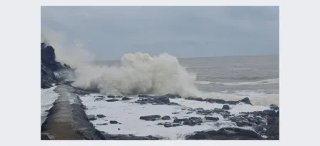 रत्नागिरी जिल्ह्यात ‘ऑरेंज अलर्ट’ जारी, समुद्रालाही उधाण भारी उधाण
