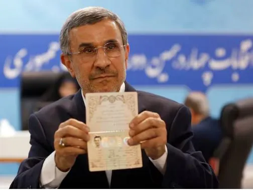 Ahmadinejad back in presidential race