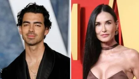 Joe Jonas Dating Demi Moore