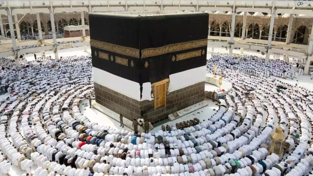 हजसाठी गेलेल्या ५५० भाविकांचा मक्केमध्ये उष्माघाताने मृत्यू More than 550 Hajj pilgrims die in Mecca, temperatures exceed 50 degrees