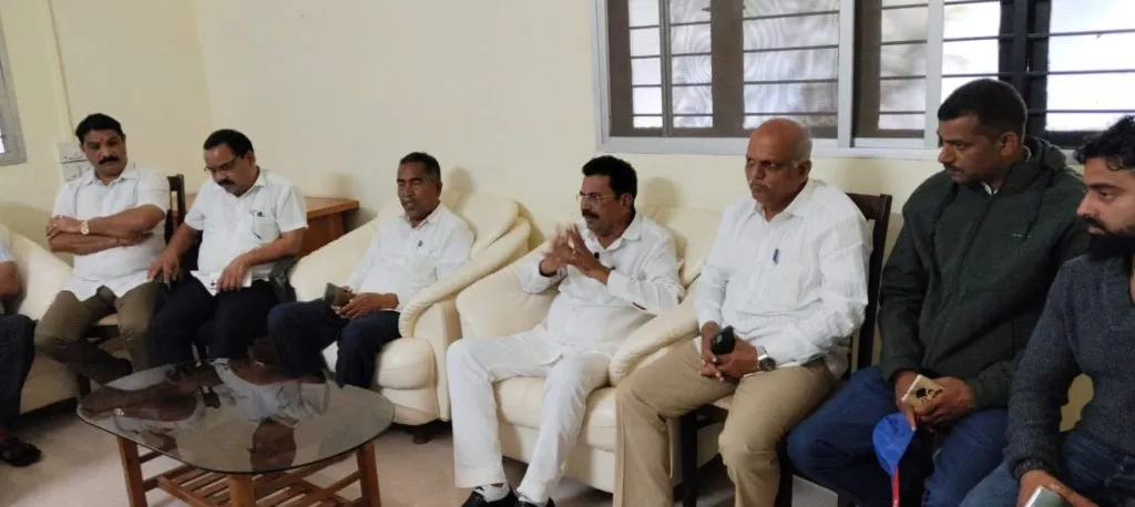 Don't bring creditism in the development work of the taluka