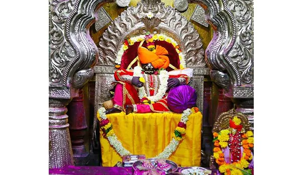 King of Deccan Jyotiba resumes darshan